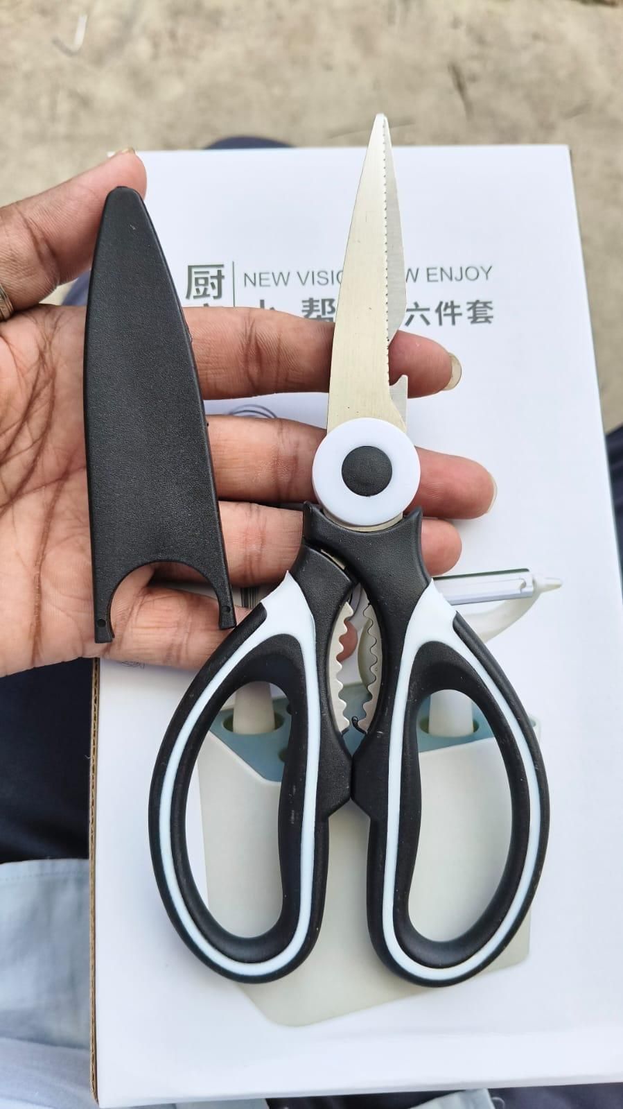 Multi-Kitchen Scissors - Chicken, Vegetable Cutter & Bottle Openers Tools